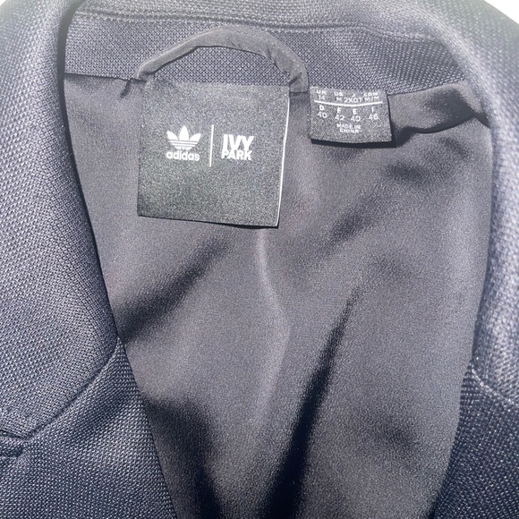 Adidas Ivy Park Black Pack Crop Suit Jacket Never Worn - Picture 4 of 7